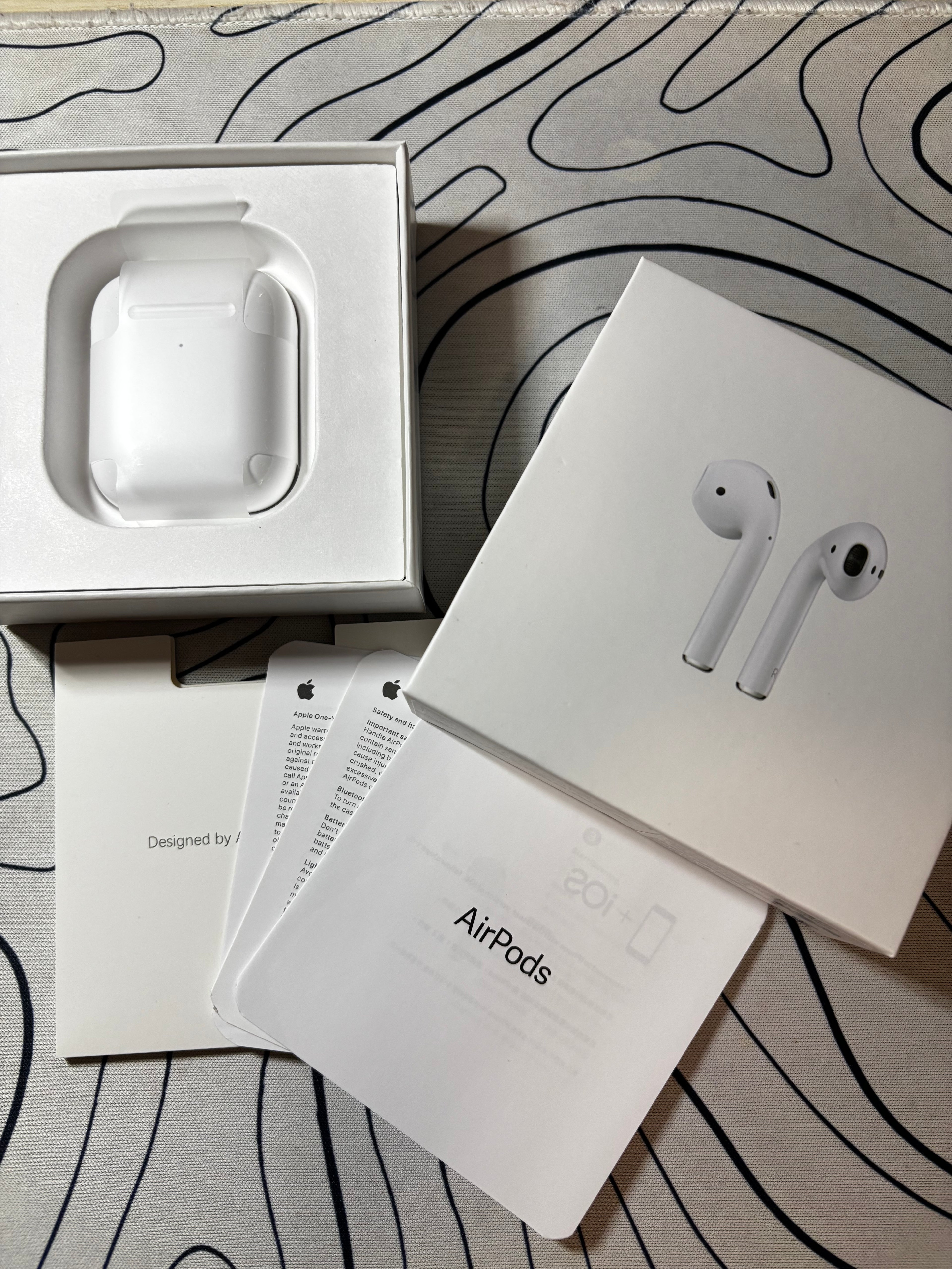 AirPods 2